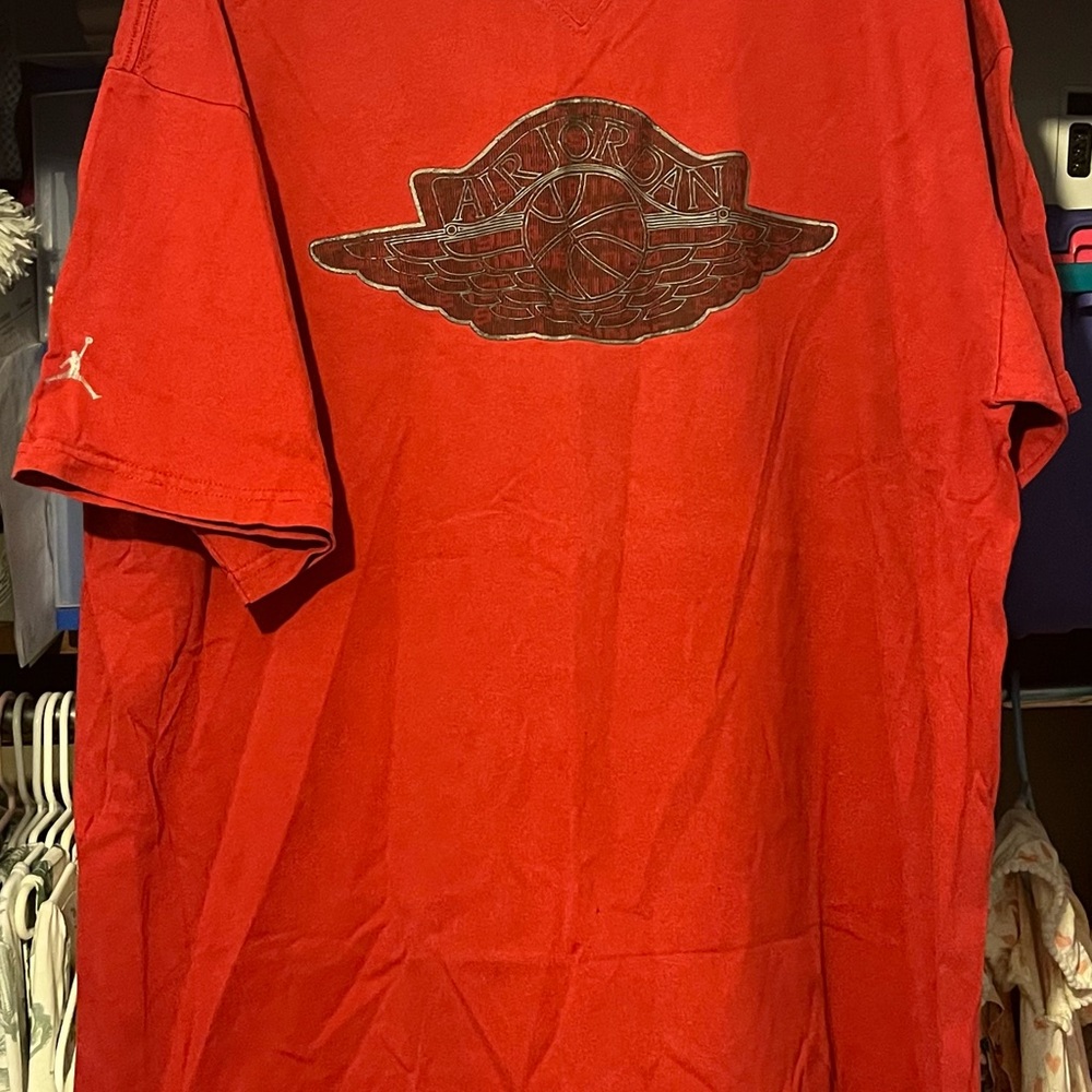 Air Jordan men’s size xxl red ball & wings vintage tee shirt top
